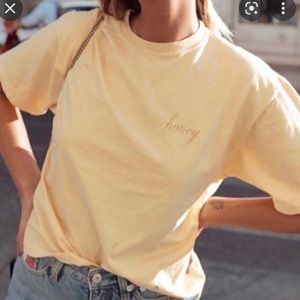 Brandy Melville tee